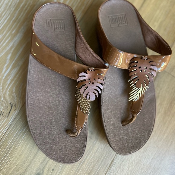 FitFlop Women's Brown Sandals - Picture 5 of 8